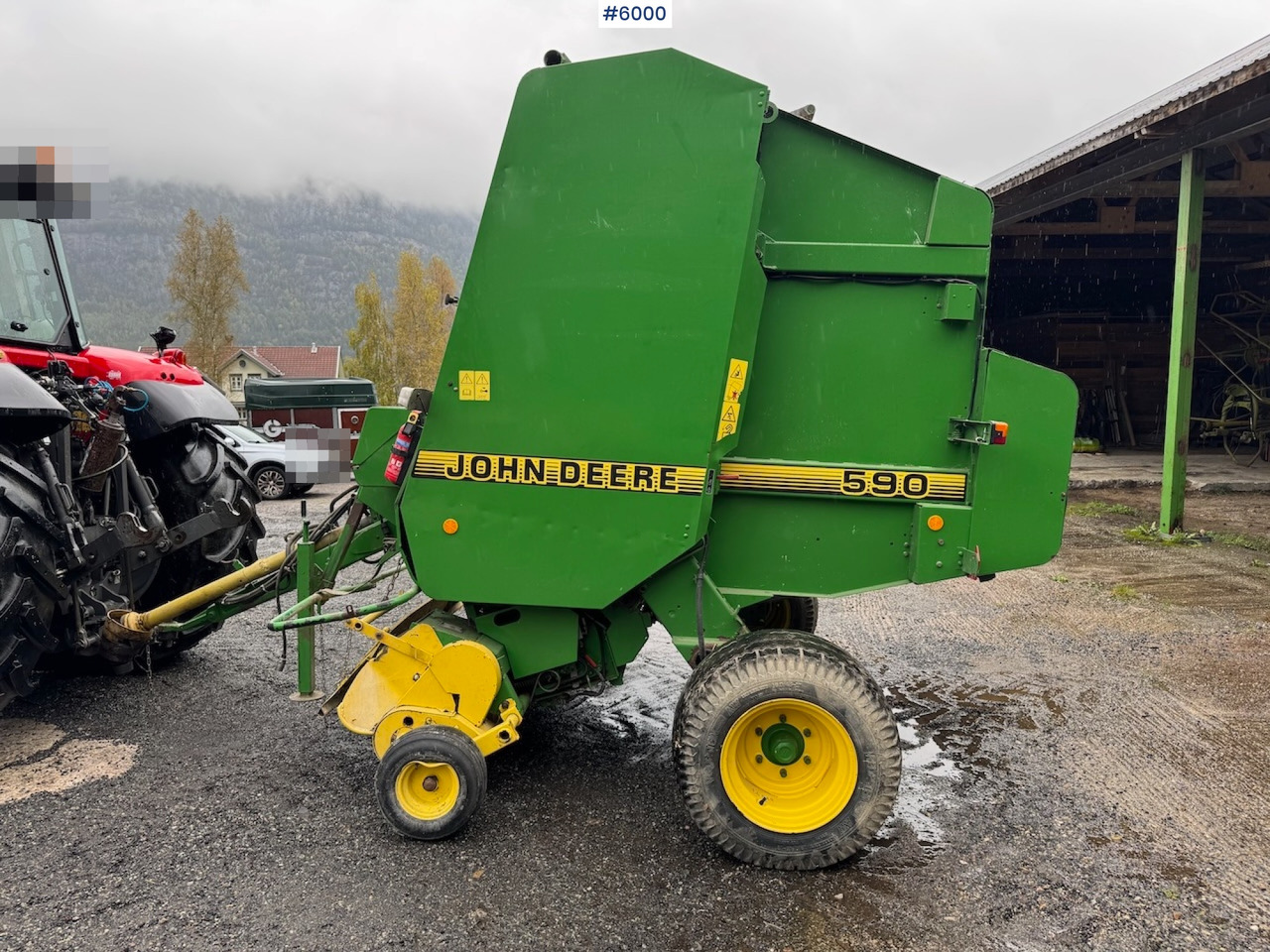 2000 John Deere 590 Round Baler. - Tedding equipment: picture 2 2000 John Deere 590 Round Baler. - Tedding equipment: picture 2