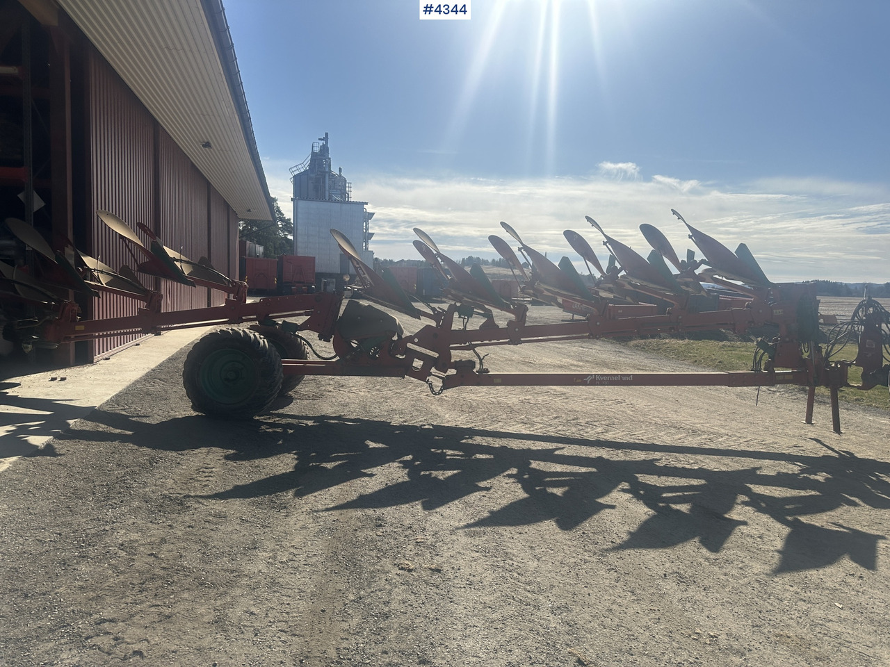 2000 Kverneland PL 100 8 skjærs vendeplog - Soil tillage equipment: picture 5 2000 Kverneland PL 100 8 skjærs vendeplog - Soil tillage equipment: picture 5