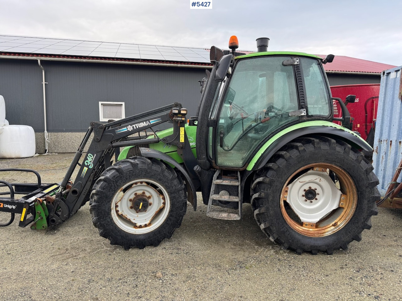2001 Deutz Fahr Agrotron 90 w/front loader. - Farm tractor: picture 1 2001 Deutz Fahr Agrotron 90 w/front loader. - Farm tractor: picture 1