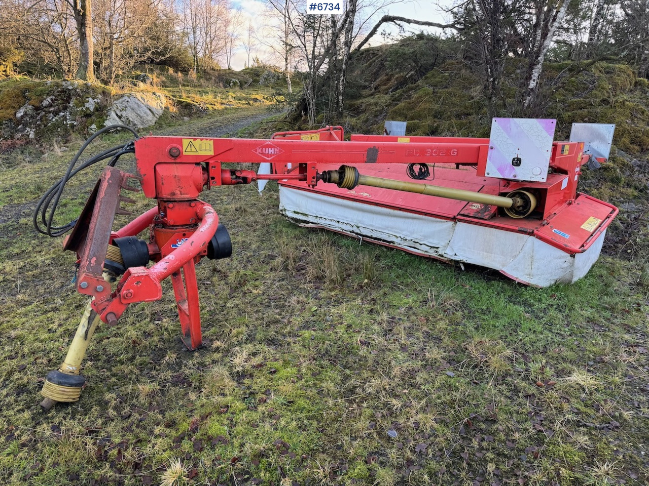 2001 Kuhn FC 302 G Trailed mower. - Tedding equipment: picture 4 2001 Kuhn FC 302 G Trailed mower. - Tedding equipment: picture 4