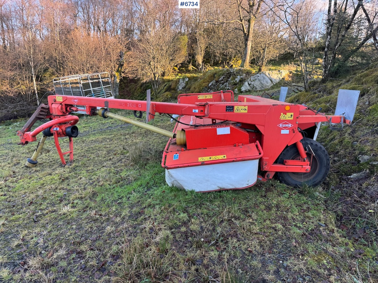 2001 Kuhn FC 302 G Trailed mower. - Tedding equipment: picture 1 2001 Kuhn FC 302 G Trailed mower. - Tedding equipment: picture 1