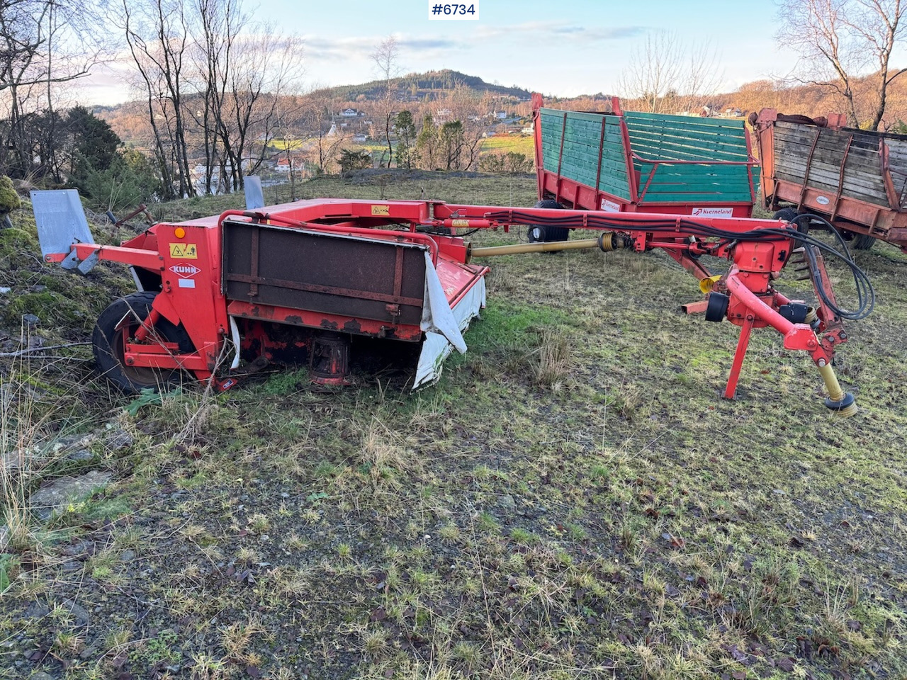 2001 Kuhn FC 302 G Trailed mower. - Tedding equipment: picture 3 2001 Kuhn FC 302 G Trailed mower. - Tedding equipment: picture 3