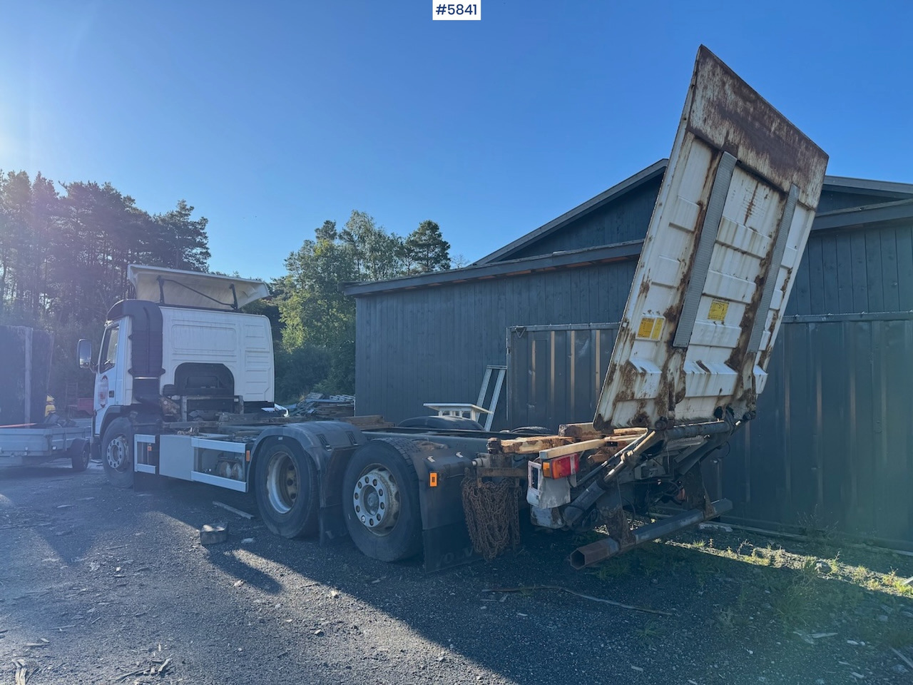 2002 Volvo FM 6x2. - Container transporter/ Swap body truck: picture 5 2002 Volvo FM 6x2. - Container transporter/ Swap body truck: picture 5