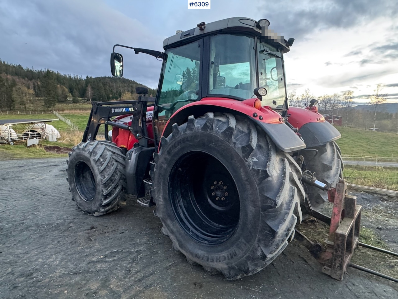 2007 Massey Ferguson 6465 Dyna 6 w/ front loader with 3rd function! - Farm tractor: picture 3 2007 Massey Ferguson 6465 Dyna 6 w/ front loader with 3rd function! - Farm tractor: picture 3