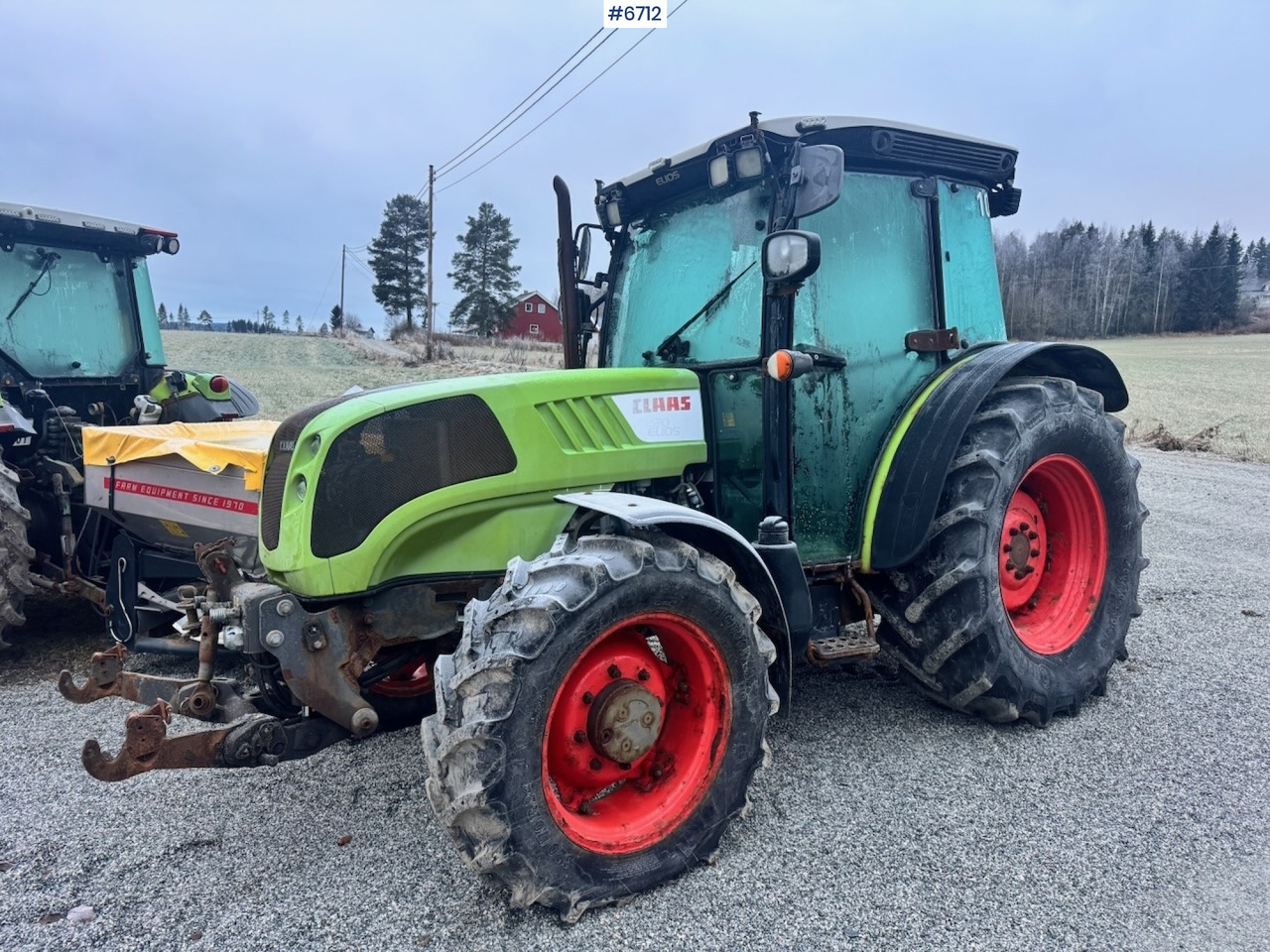 2012 Claas 220 Elios w/ Front hydraulics. 4200 hours! - Farm tractor: picture 2 2012 Claas 220 Elios w/ Front hydraulics. 4200 hours! - Farm tractor: picture 2