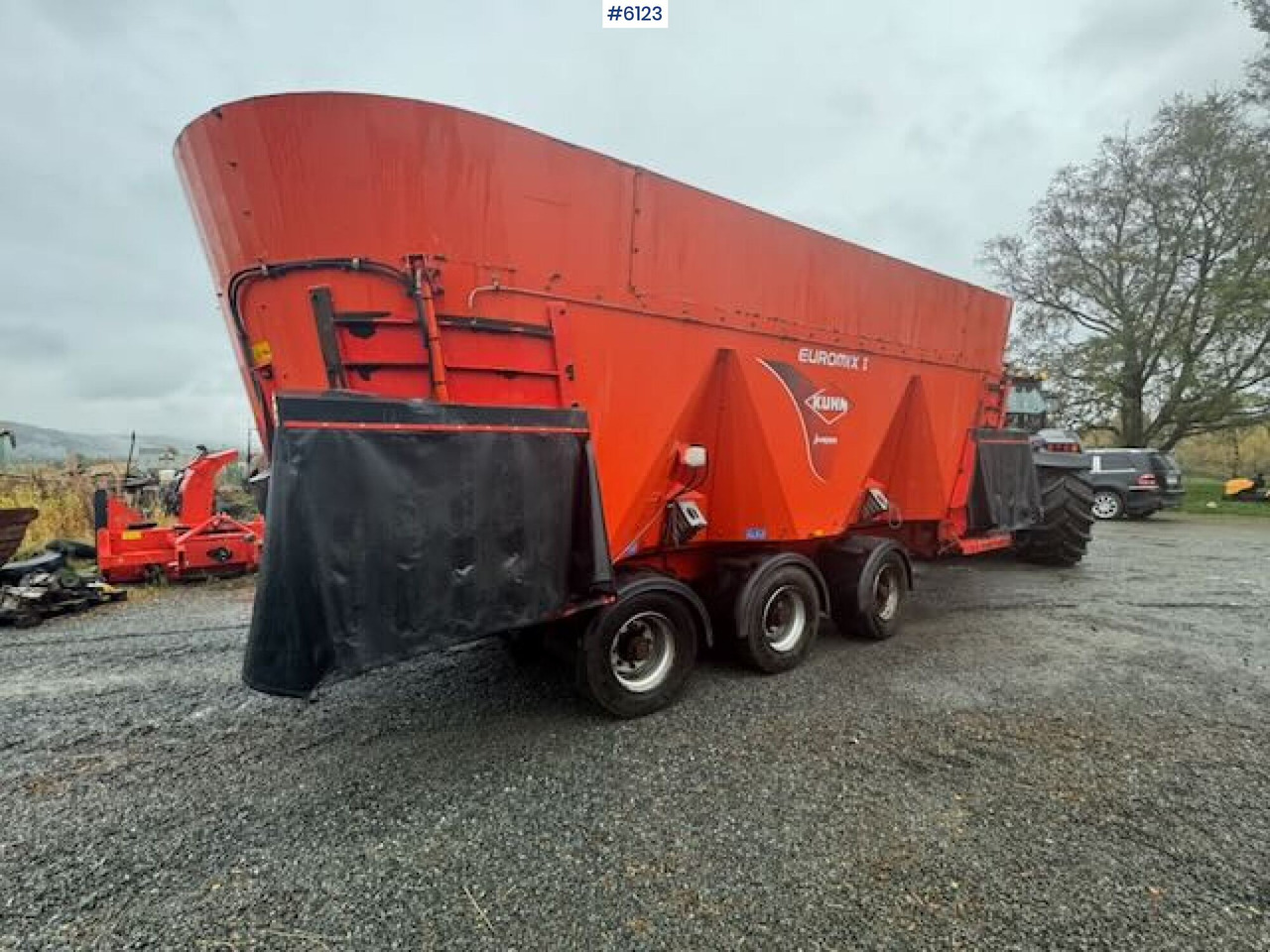 2014 Kuhn Euromix I 4573 feed mixer - Tedding equipment: picture 4 2014 Kuhn Euromix I 4573 feed mixer - Tedding equipment: picture 4