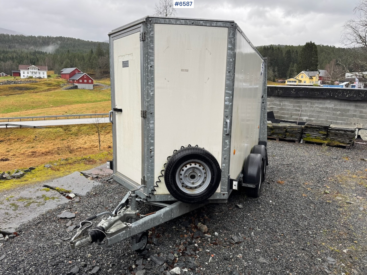 2015 For Williams BV 105G 6 Closet hanger - Car trailer: picture 2 2015 For Williams BV 105G 6 Closet hanger - Car trailer: picture 2