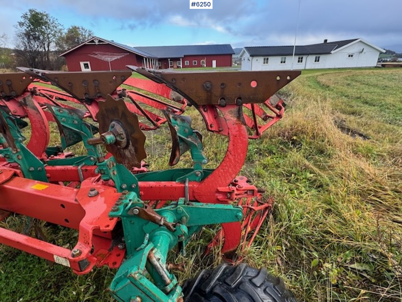 Soil tillage equipment 2017 Kverneland EG 5-coil reversible plow w/ new coulters and extra equipment!: picture 19