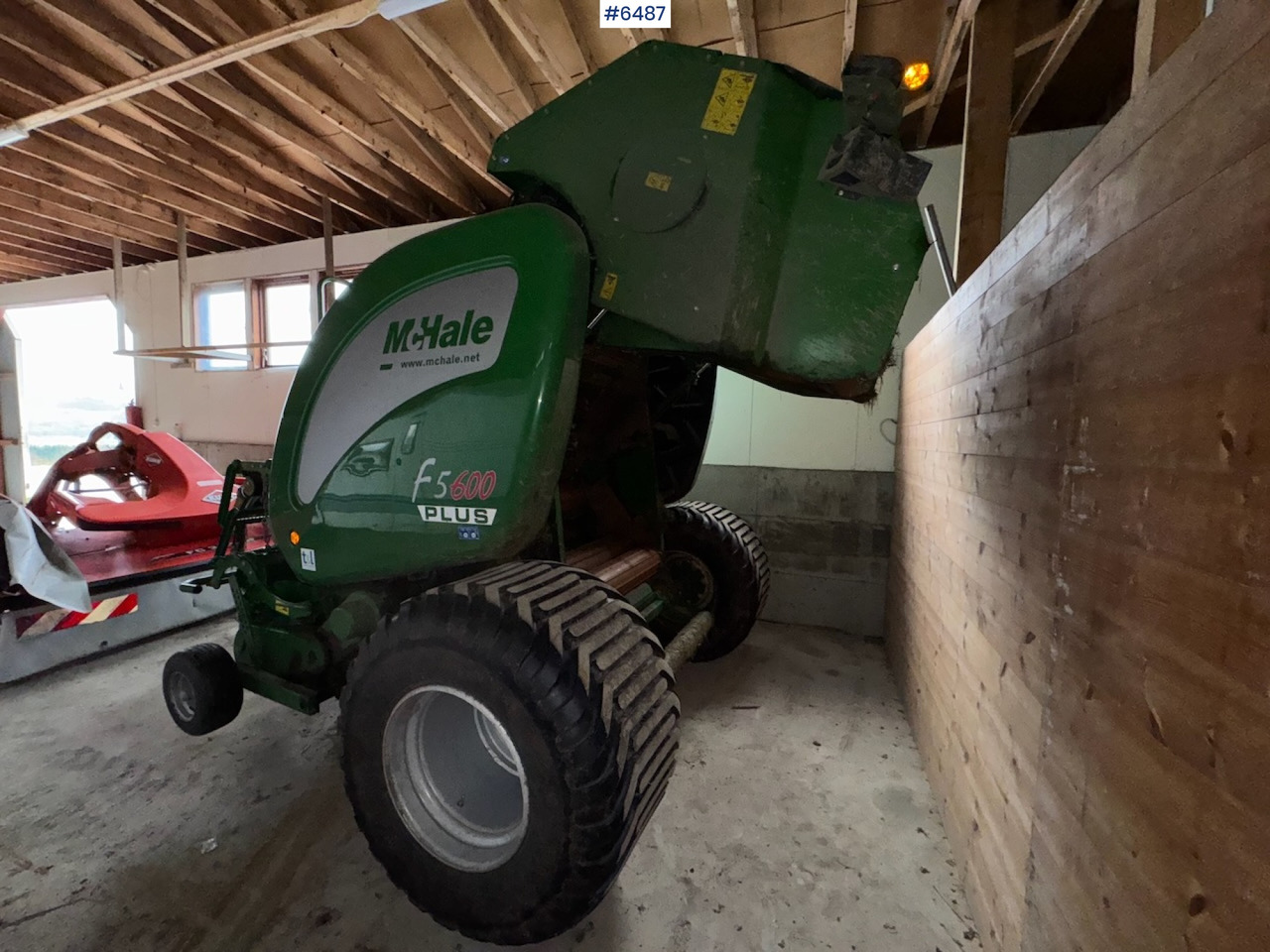 2021 McHale F5600 Plus w/ Camless Pick-Up and 710 Tires. - Tedding equipment: picture 5 2021 McHale F5600 Plus w/ Camless Pick-Up and 710 Tires. - Tedding equipment: picture 5