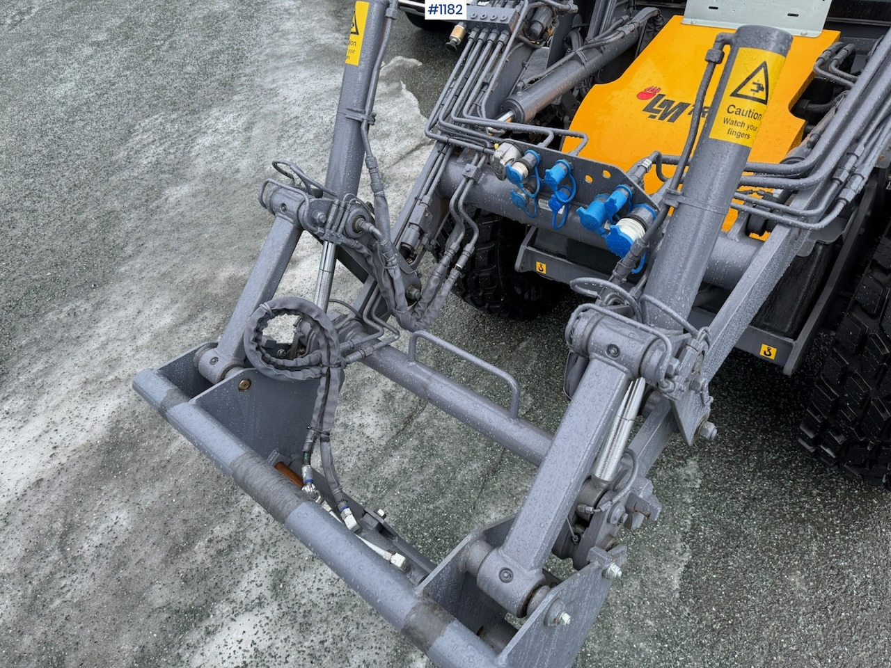 Compact loader 2023 LM Trac 587, DEMO, LIKE NEW!: picture 18 Compact loader 2023 LM Trac 587, DEMO, LIKE NEW!: picture 18