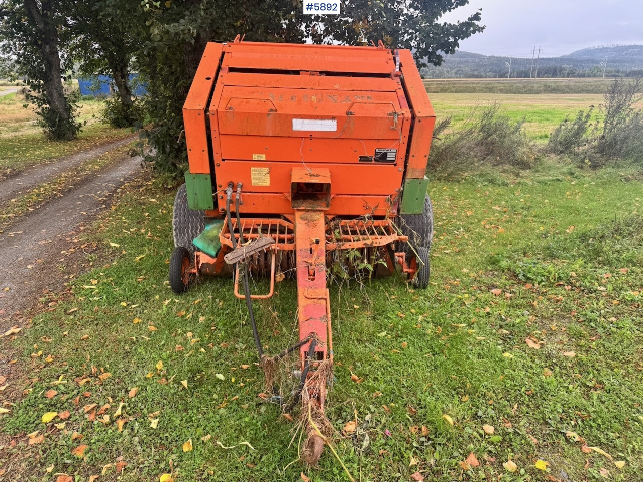Approx. 1990 Callignani R52 Round baler - Tedding equipment: picture 4 Approx. 1990 Callignani R52 Round baler - Tedding equipment: picture 4
