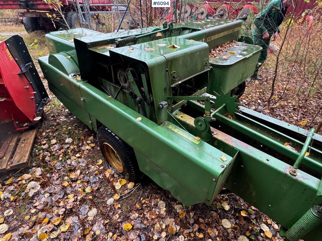 John Deere 332 - Tedding equipment: picture 3 John Deere 332 - Tedding equipment: picture 3