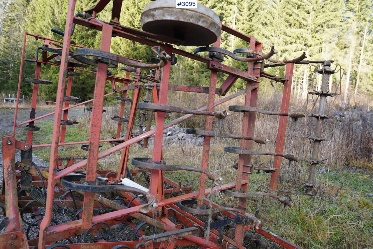 Soil tillage equipment Kongskilde 5,5M harrow: picture 8