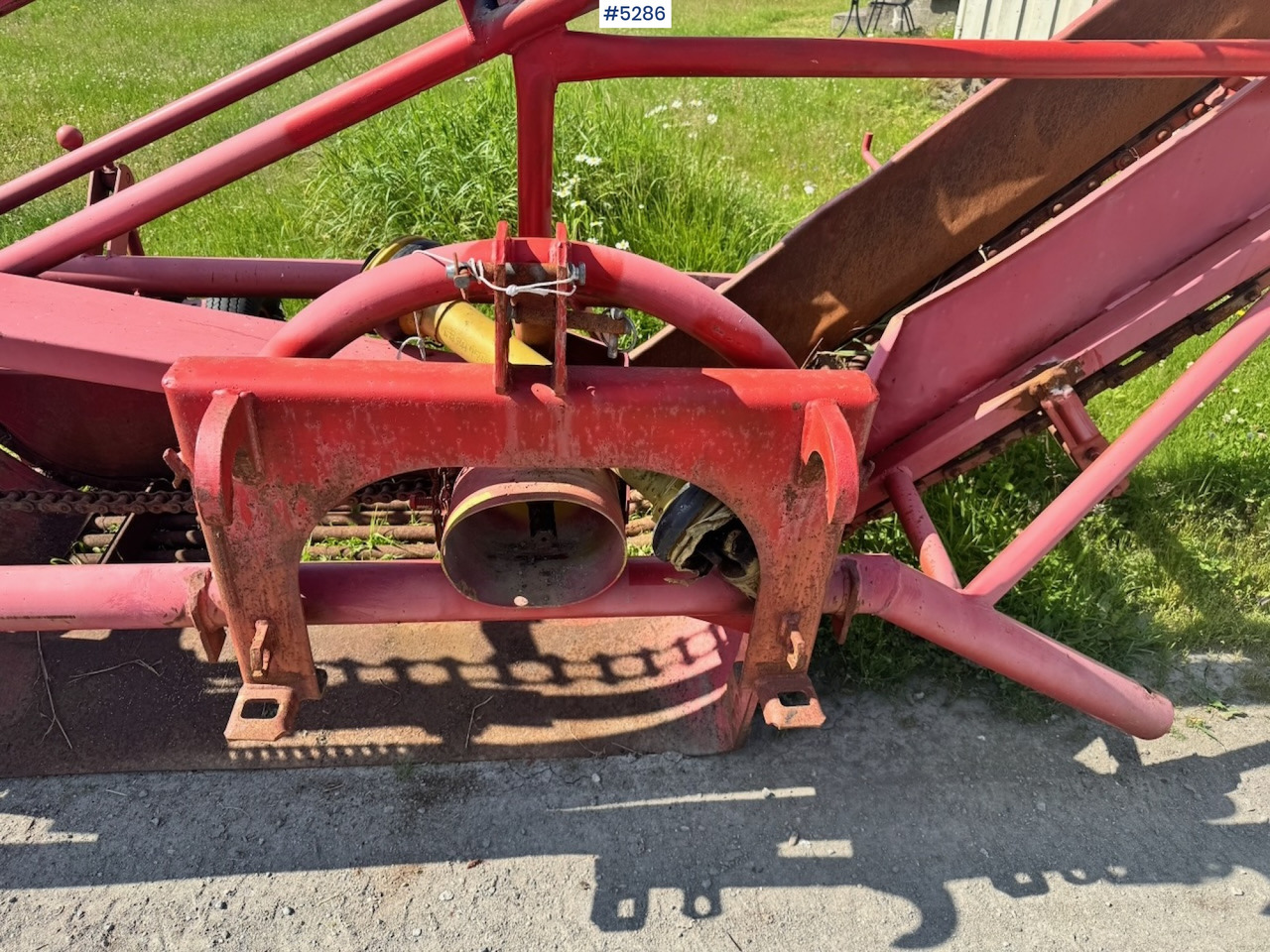 Soil tillage equipment Kverneland Stone Picker: picture 7
