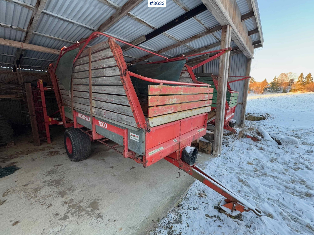 Kverneland UN7000 unloading trailer - Tedding equipment: picture 3 Kverneland UN7000 unloading trailer - Tedding equipment: picture 3