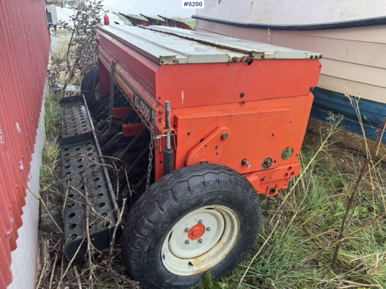 Tume KL-2500 Combination Seed Drill - Seed drill: picture 2 Tume KL-2500 Combination Seed Drill - Seed drill: picture 2