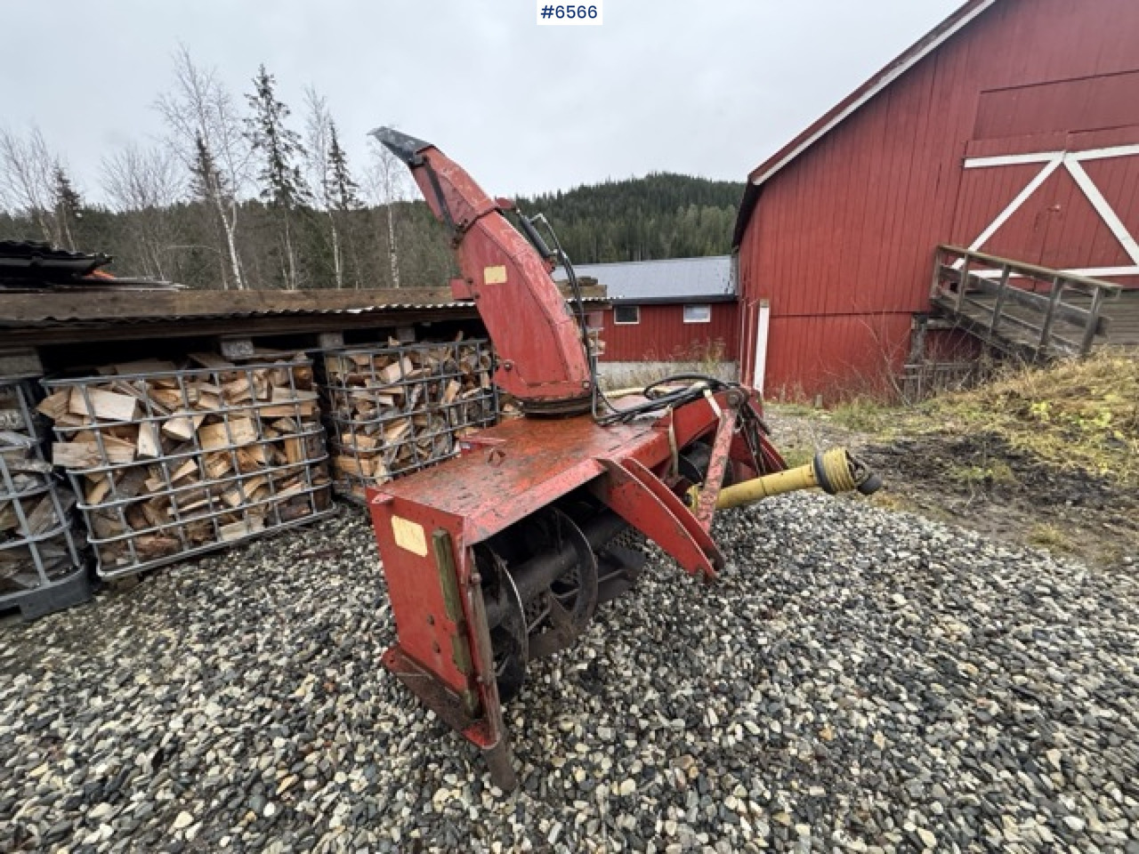 2005 Dalen two-stage snow blower - Utility/ Special vehicle: picture 1 2005 Dalen two-stage snow blower - Utility/ Special vehicle: picture 1