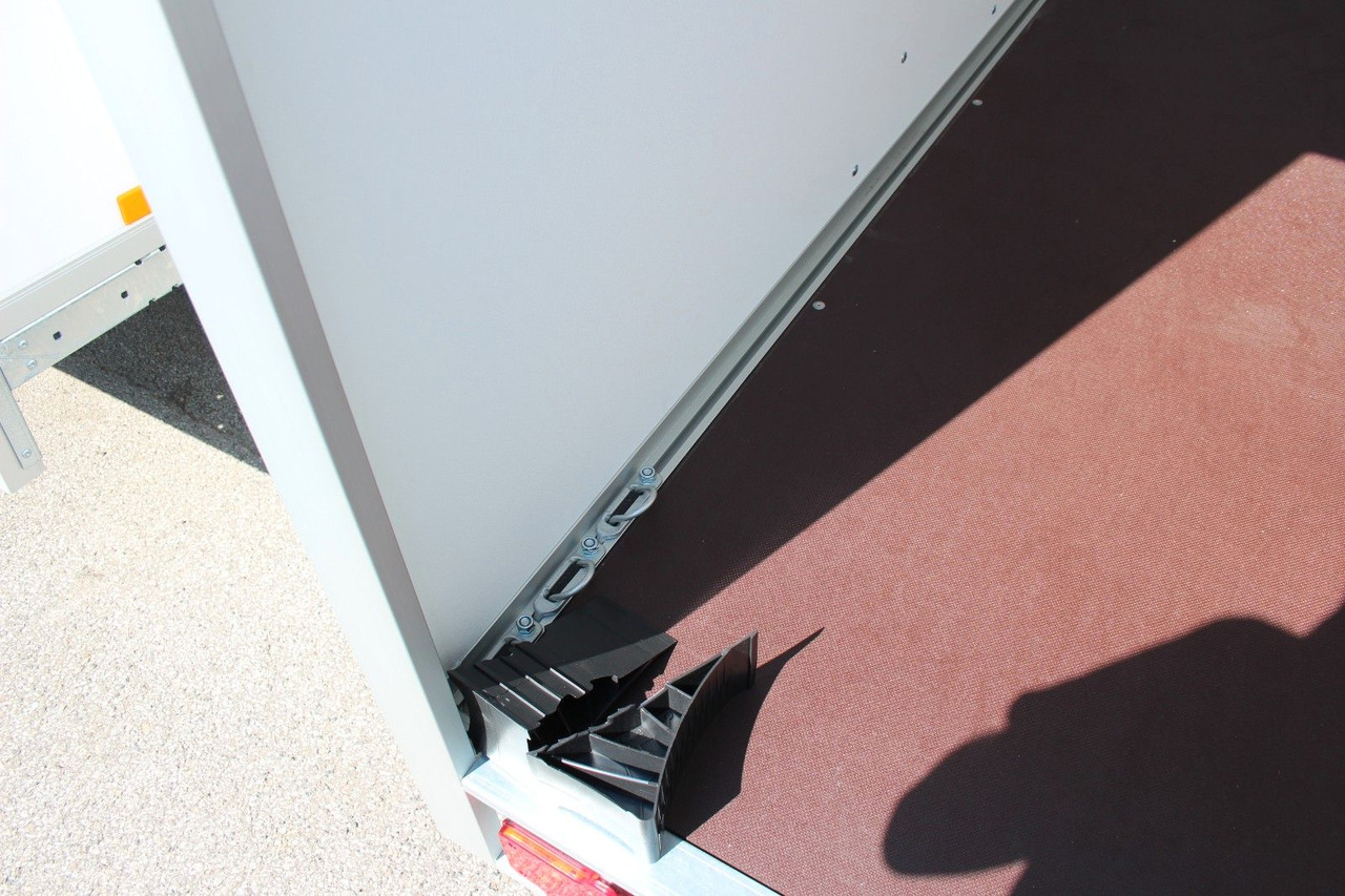 Closed box trailer Humbaur HK 132513-15P Überfahrwand Kofferanhänger Flex: picture 9