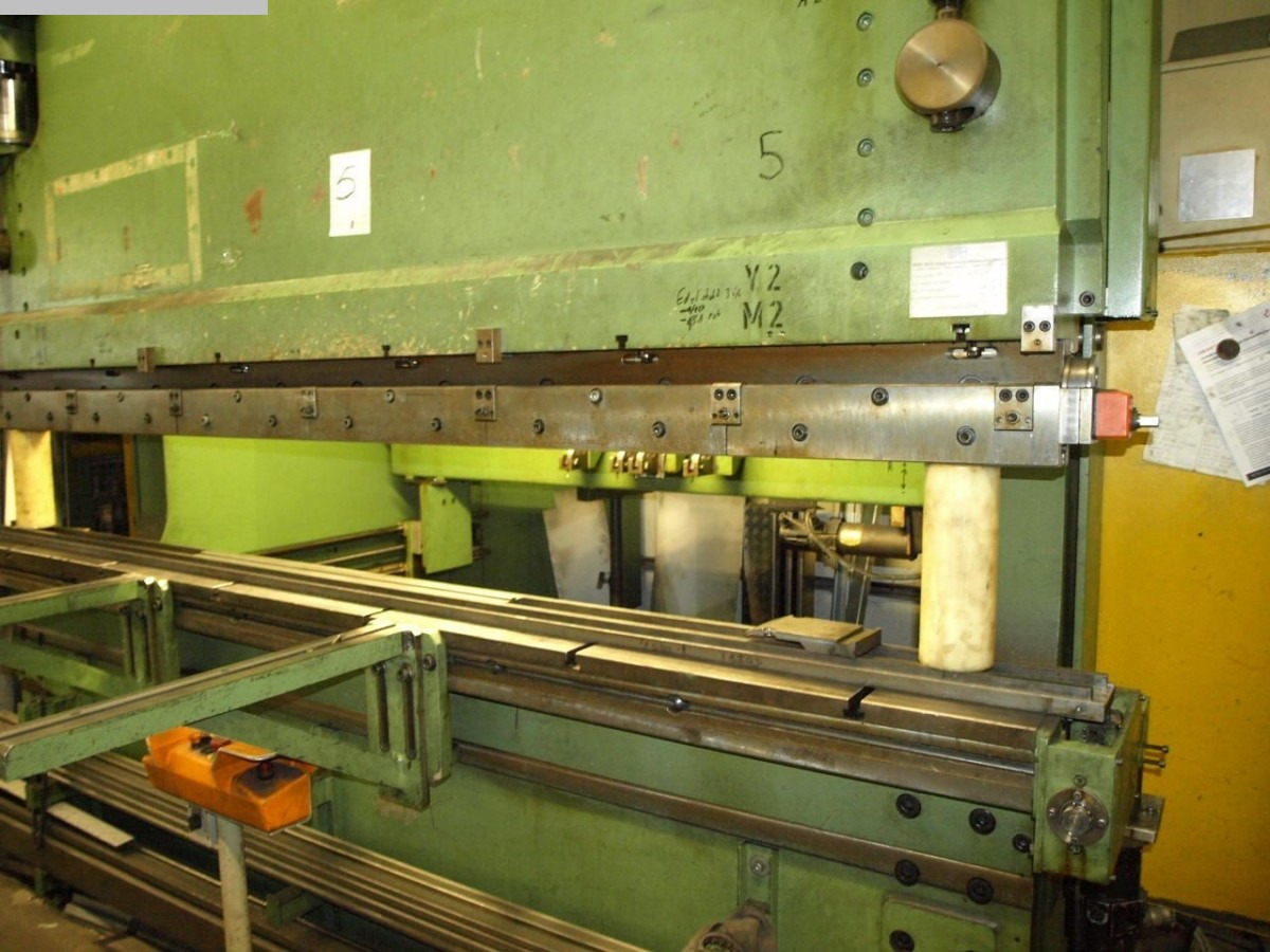 LOTZE 309x3000kn - Press brake: picture 4 LOTZE 309x3000kn - Press brake: picture 4