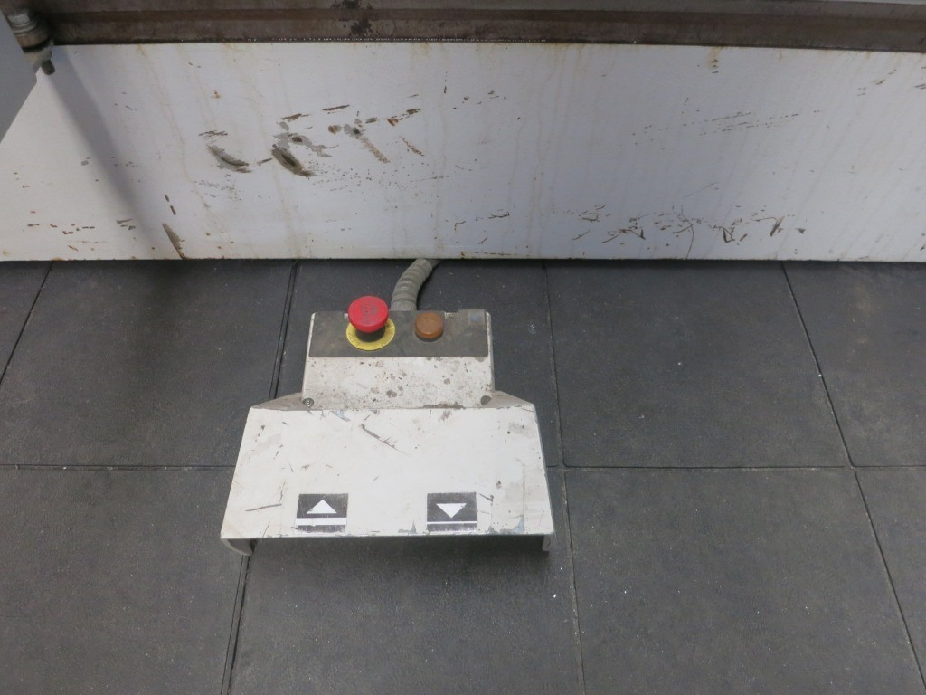 TRUMPF Trubent 3120 - Press brake: picture 3 TRUMPF Trubent 3120 - Press brake: picture 3