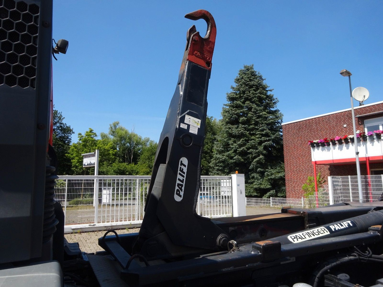 Hook lift truck MAN 26.360 TGA PALFINGER Abroller 6x2-4 Hydrodrive: picture 15