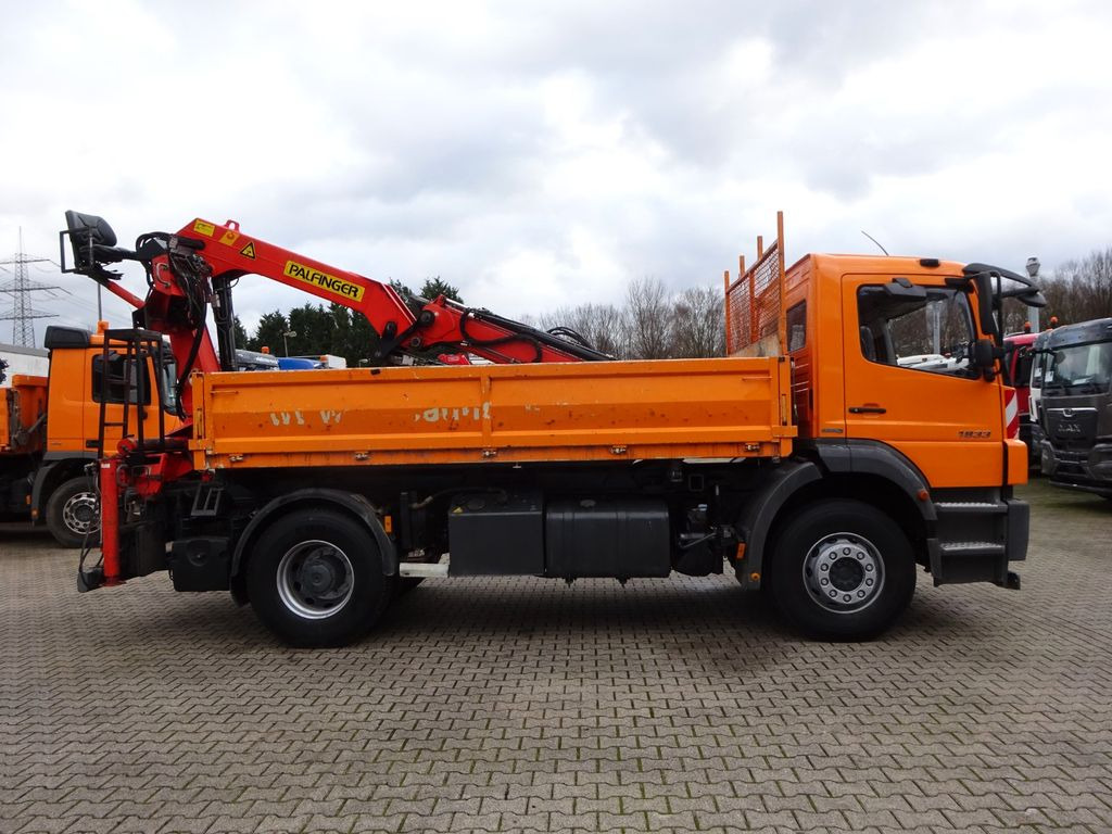 Tipper, Crane truck Mercedes-Benz 1833 Axor Kipper mit Kran Wechselsytem Mercedes-Benz 1833 Axor Kipper mit Kran Wechselsytem: picture 11 Tipper, Crane truck Mercedes-Benz 1833 Axor Kipper mit Kran Wechselsytem Mercedes-Benz 1833 Axor Kipper mit Kran Wechselsytem: picture 11