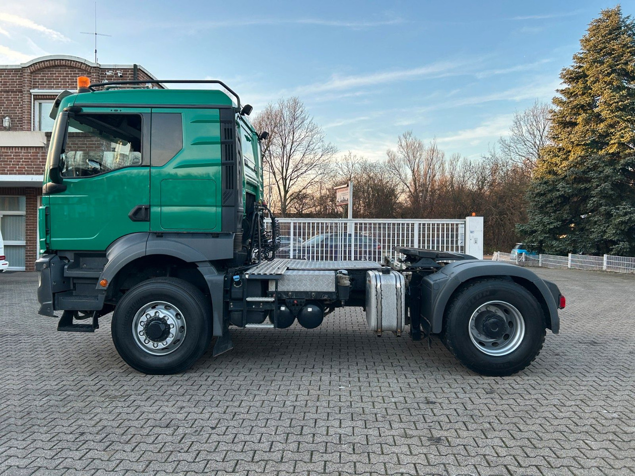 MAN 18.470 TGS + Hydrl. Pumpe + Hydrodrive - Tractor truck: picture 3 MAN 18.470 TGS + Hydrl. Pumpe + Hydrodrive - Tractor truck: picture 3