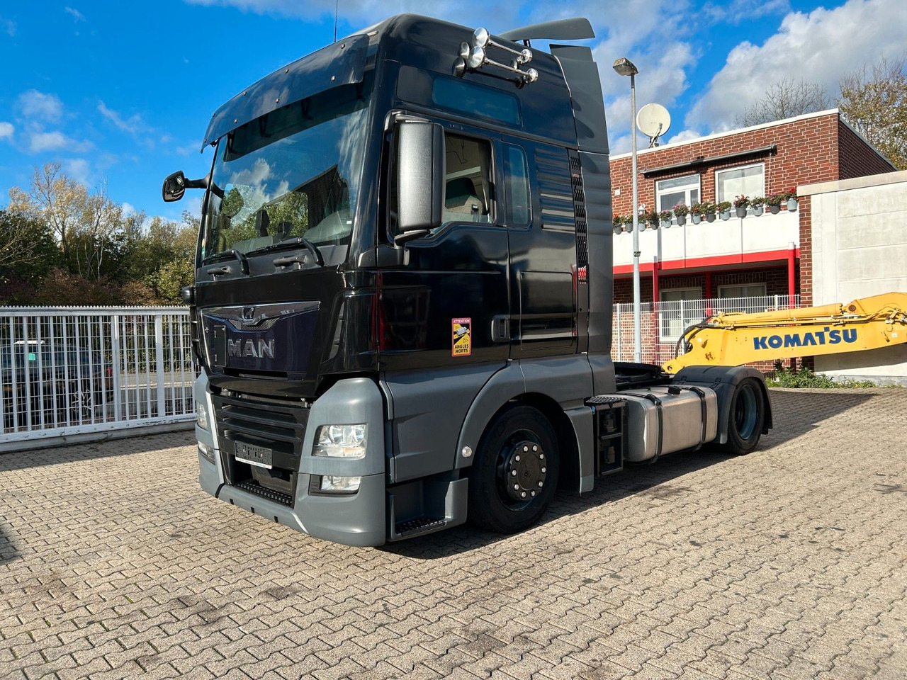 MAN 18.500 TGX 5x gleiche SZM im BESTAND !!! - Tractor truck: picture 2 MAN 18.500 TGX 5x gleiche SZM im BESTAND !!! - Tractor truck: picture 2