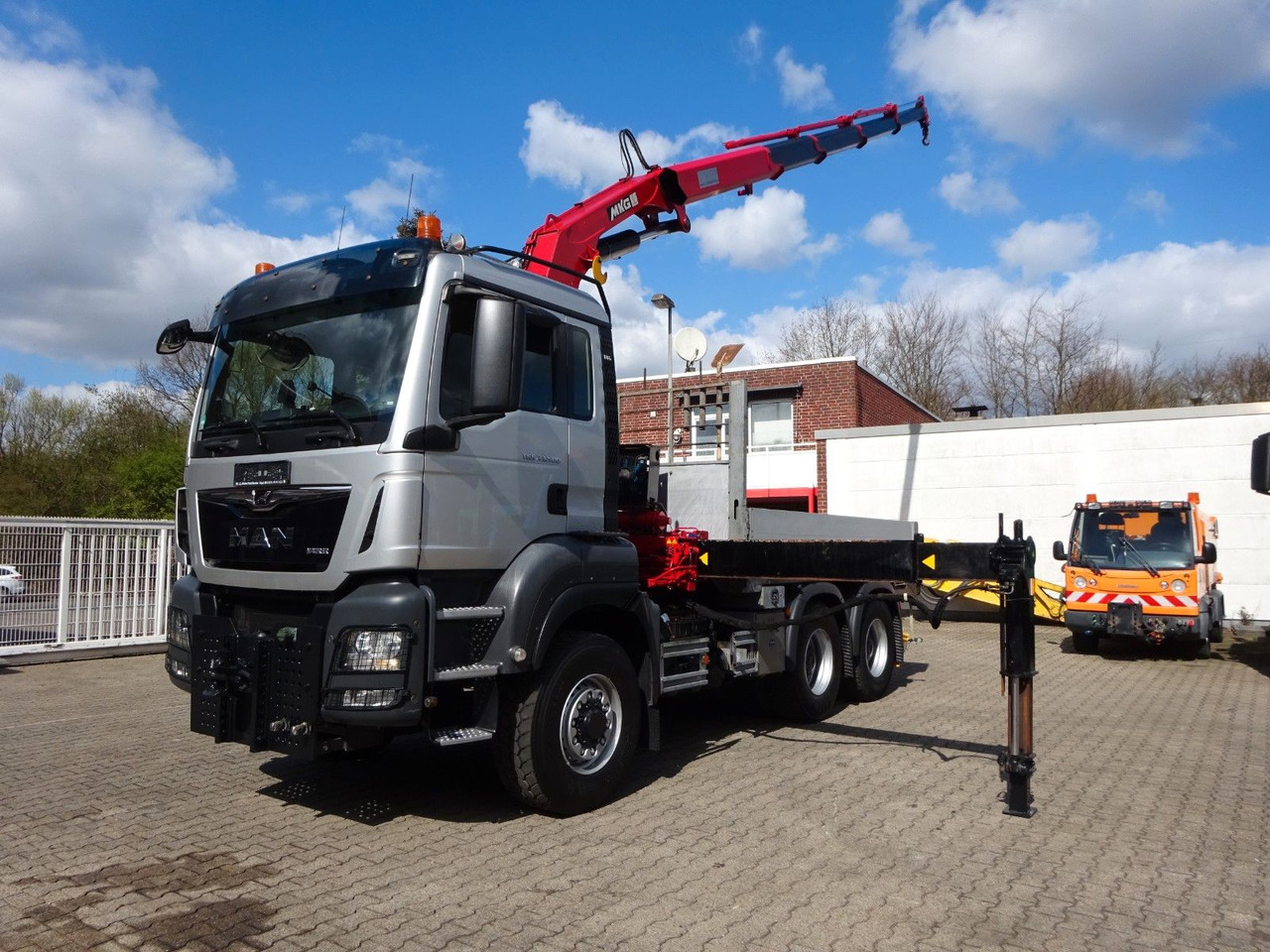 MAN 33.500 TGS + MKG HLK 231 Kran 6x6 Hydrodrive - Tractor truck: picture 4 MAN 33.500 TGS + MKG HLK 231 Kran 6x6 Hydrodrive - Tractor truck: picture 4