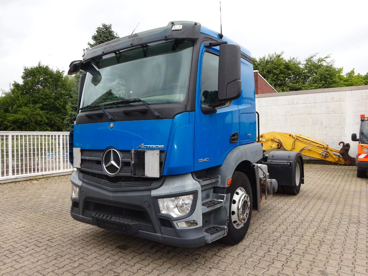 Mercedes-Benz 1840 Actros SZM 4x2 - Tractor truck: picture 1 Mercedes-Benz 1840 Actros SZM 4x2 - Tractor truck: picture 1