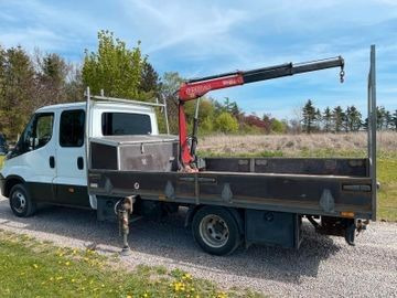 Iveco Daily 3.0 Fahrgestell Doppelkabine 50 C *Crane* - Commercial truck, Combi van: picture 2 Iveco Daily 3.0 Fahrgestell Doppelkabine 50 C *Crane* - Commercial truck, Combi van: picture 2