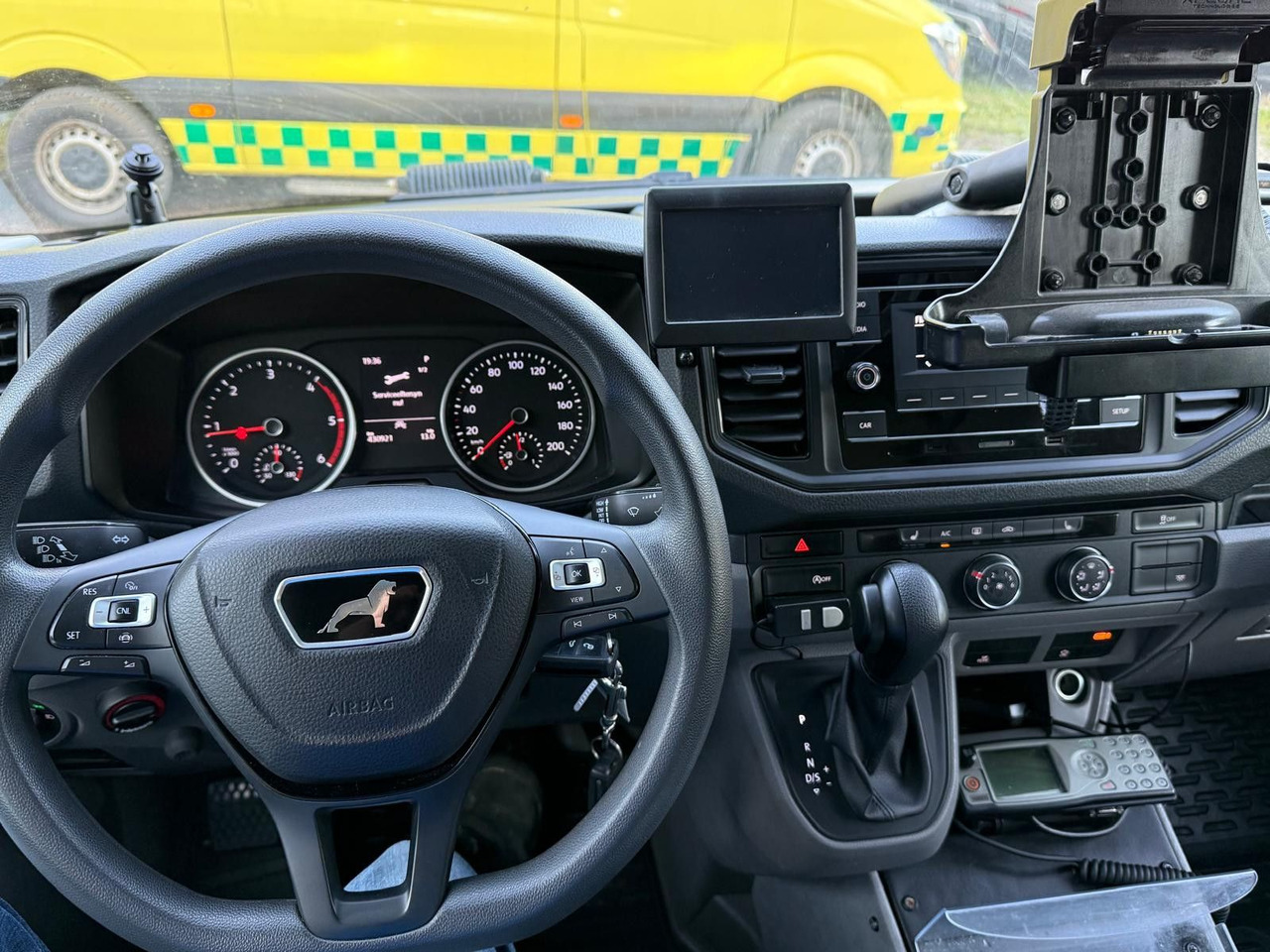 Ambulance MAN TGE 4.180 Ambulance * 29 800 € netto *RESERVED: picture 23