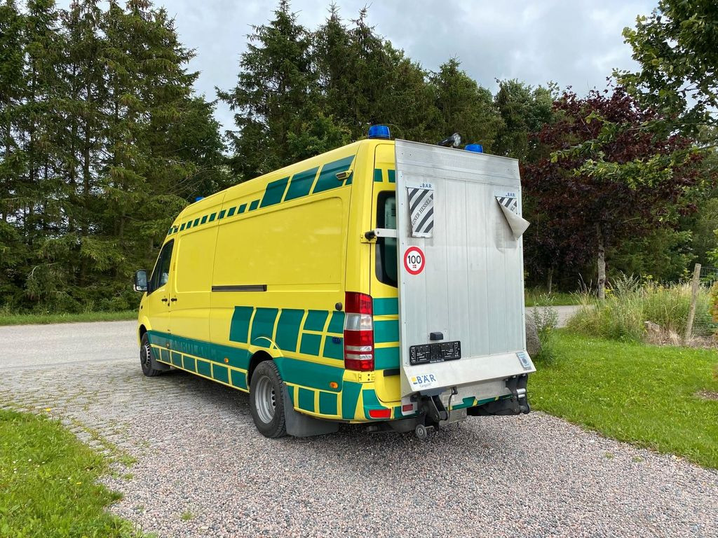 Mercedes-Benz Sprinter 519 CDI MAXI +Lift *25800€ netto - Ambulance: picture 5 Mercedes-Benz Sprinter 519 CDI MAXI +Lift *25800€ netto - Ambulance: picture 5
