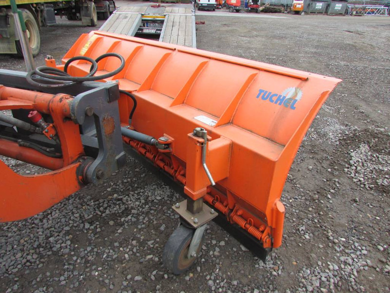 Tuchel SF 275 Schneeschild / 3.300 EUR / Top Zustand - Attachment for Construction machinery: picture 4 Tuchel SF 275 Schneeschild / 3.300 EUR / Top Zustand - Attachment for Construction machinery: picture 4