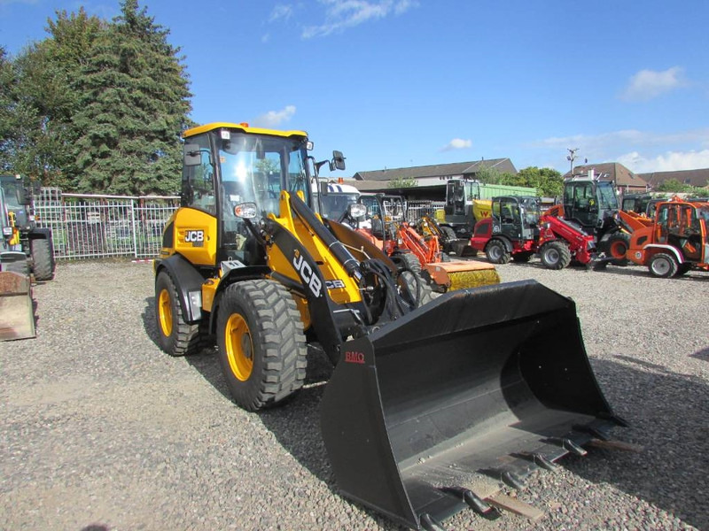 JCB 409 Radlader 46.500 EUR - Wheel loader: picture 4 JCB 409 Radlader 46.500 EUR - Wheel loader: picture 4