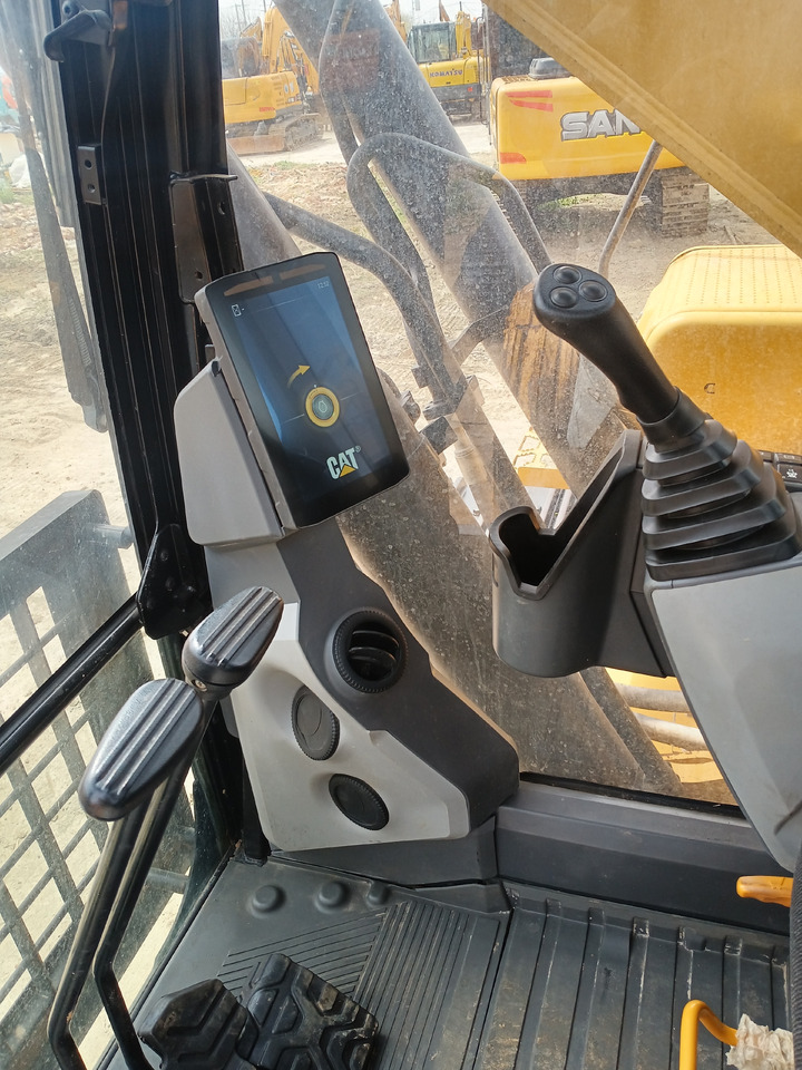 Crawler excavator CATERPILLAR 336GC: picture 7 Crawler excavator CATERPILLAR 336GC: picture 7