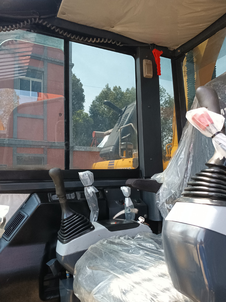 KOMATSU PC56-3 - Mini excavator: picture 5 KOMATSU PC56-3 - Mini excavator: picture 5