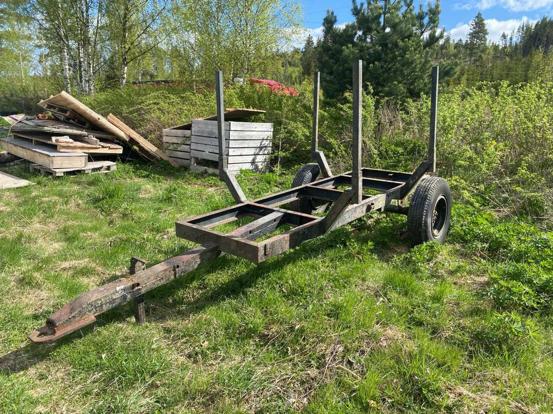Tømmerhenger til traktor - Log trailer: picture 1 Tømmerhenger til traktor - Log trailer: picture 1