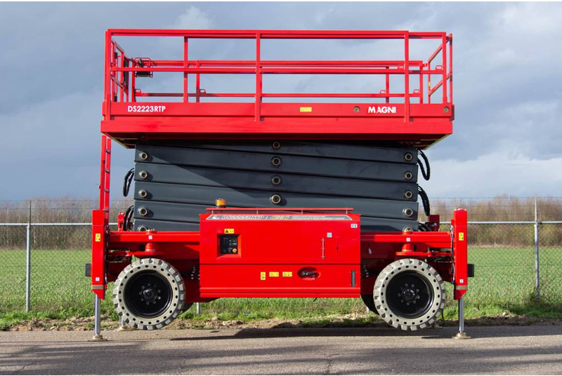 MAGNI DS2223RTP | 2022 - Scissor lift: picture 3 MAGNI DS2223RTP | 2022 - Scissor lift: picture 3