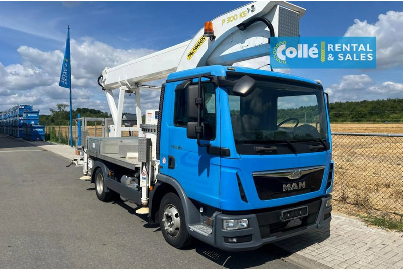 Palfinger P 300 KS | 2015 - Truck with aerial platform: picture 1 Palfinger P 300 KS | 2015 - Truck with aerial platform: picture 1