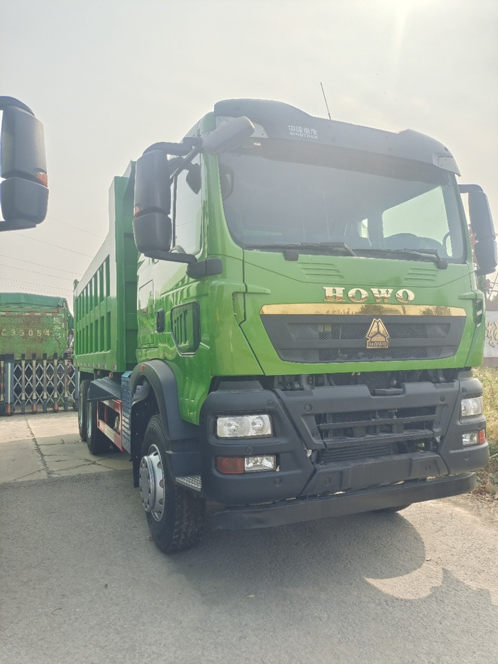 New Tipper SINOTRUCK HOWO: picture 1