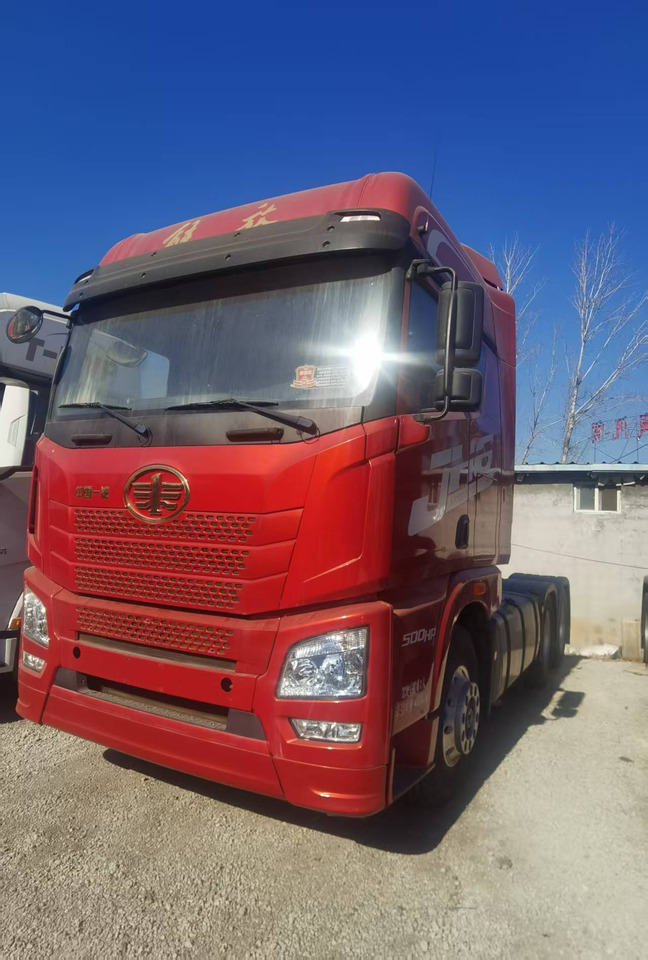 FAW - Tractor truck: picture 2 FAW - Tractor truck: picture 2