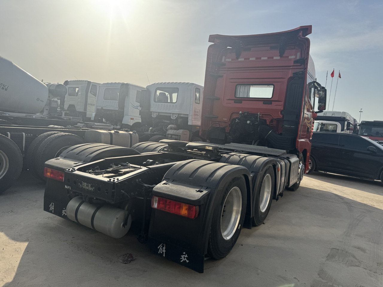 FAW - Tractor truck: picture 2 FAW - Tractor truck: picture 2