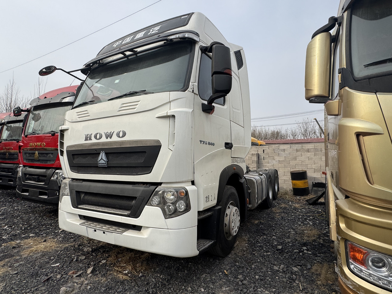 HOWO - Tractor truck: picture 1 HOWO - Tractor truck: picture 1