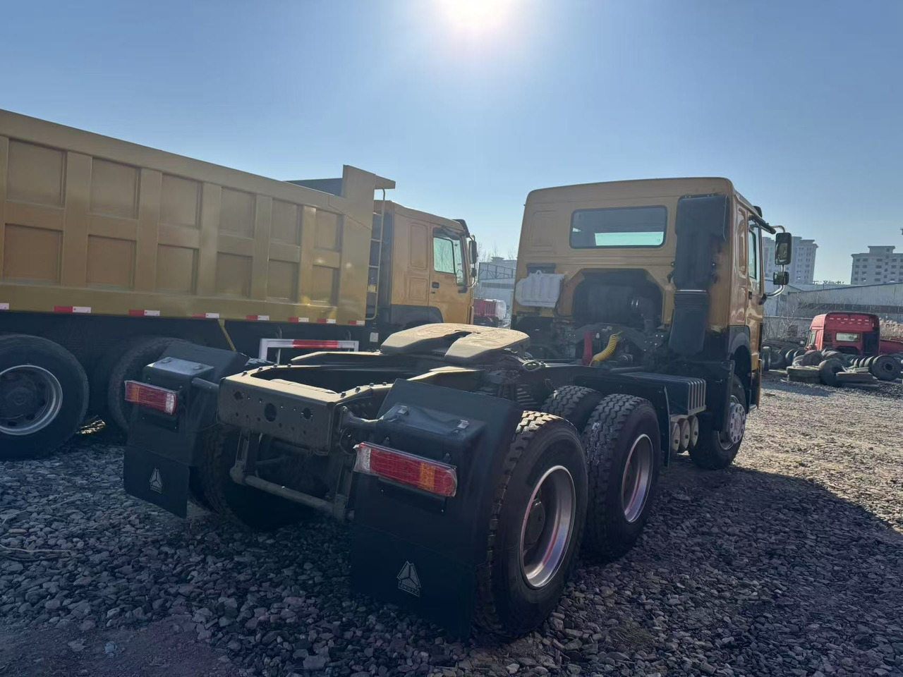 HOWO - Tractor truck: picture 2 HOWO - Tractor truck: picture 2