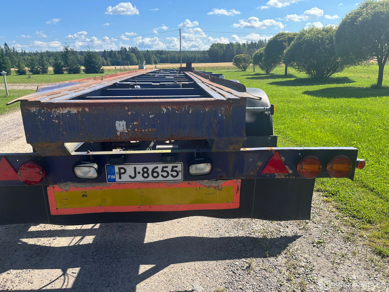 Asentamo Koivu, kolmiakselinen kuorma-auto vaihtolavaperävaunu, Juuri katsastettu, 1979, Nurmijärvi - Container transporter/ Swap body trailer: picture 5 Asentamo Koivu, kolmiakselinen kuorma-auto vaihtolavaperävaunu, Juuri katsastettu, 1979, Nurmijärvi - Container transporter/ Swap body trailer: picture 5