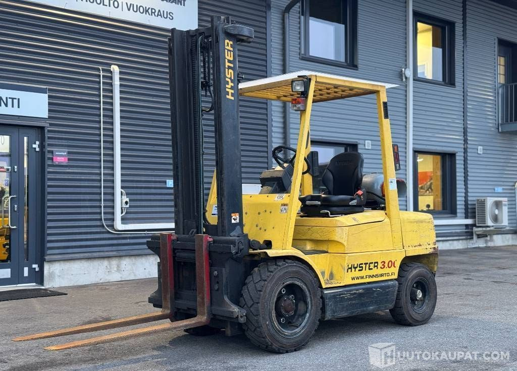 Hyster H3.00XM , 2000, 8 850 h Trukki, Lieto - Construction machinery: picture 2 Hyster H3.00XM , 2000, 8 850 h Trukki, Lieto - Construction machinery: picture 2