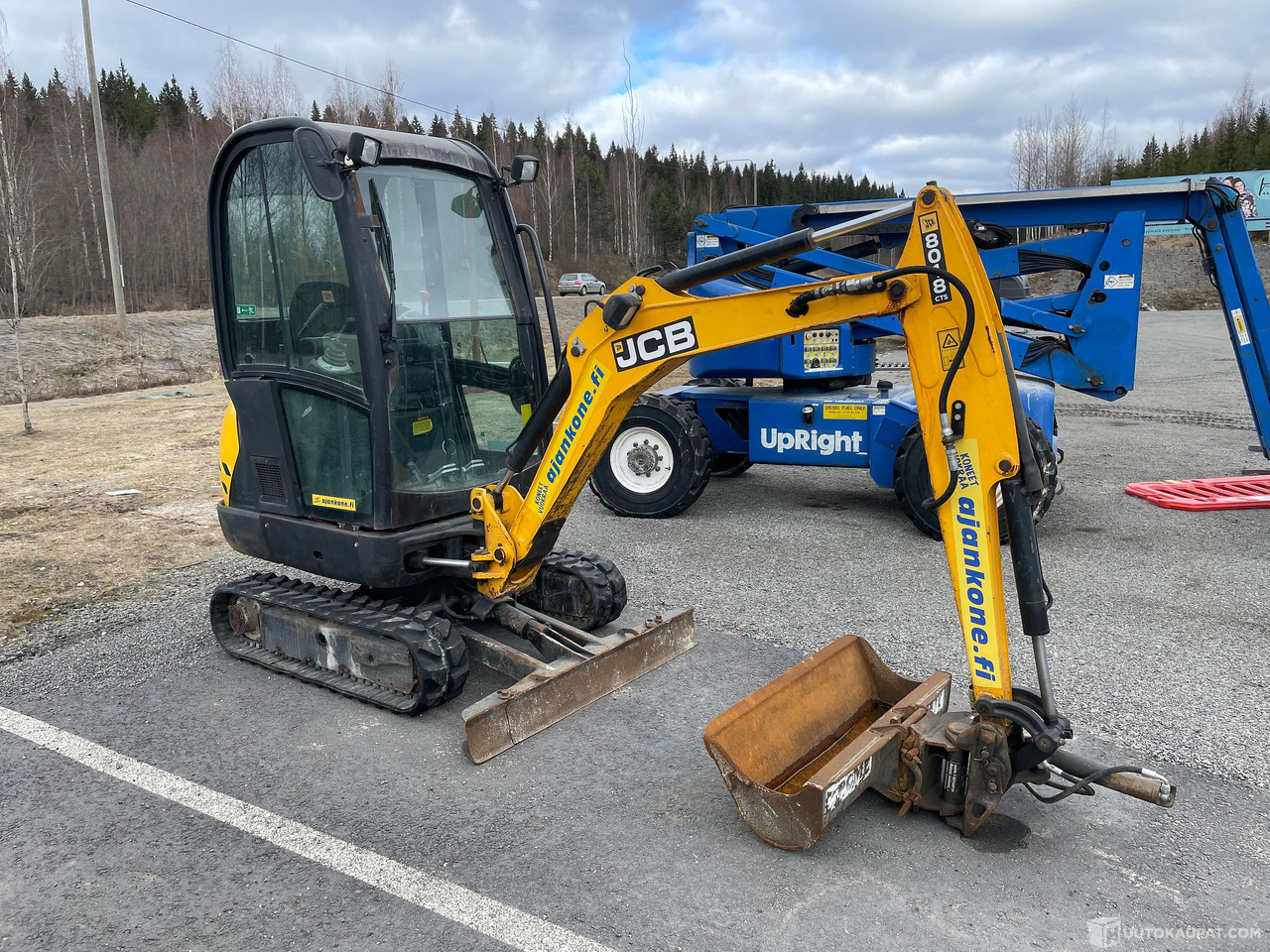 JCB 8081 Kaivinkone, Leviävällä alavaunulla, Muurame - Construction machinery: picture 2 JCB 8081 Kaivinkone, Leviävällä alavaunulla, Muurame - Construction machinery: picture 2