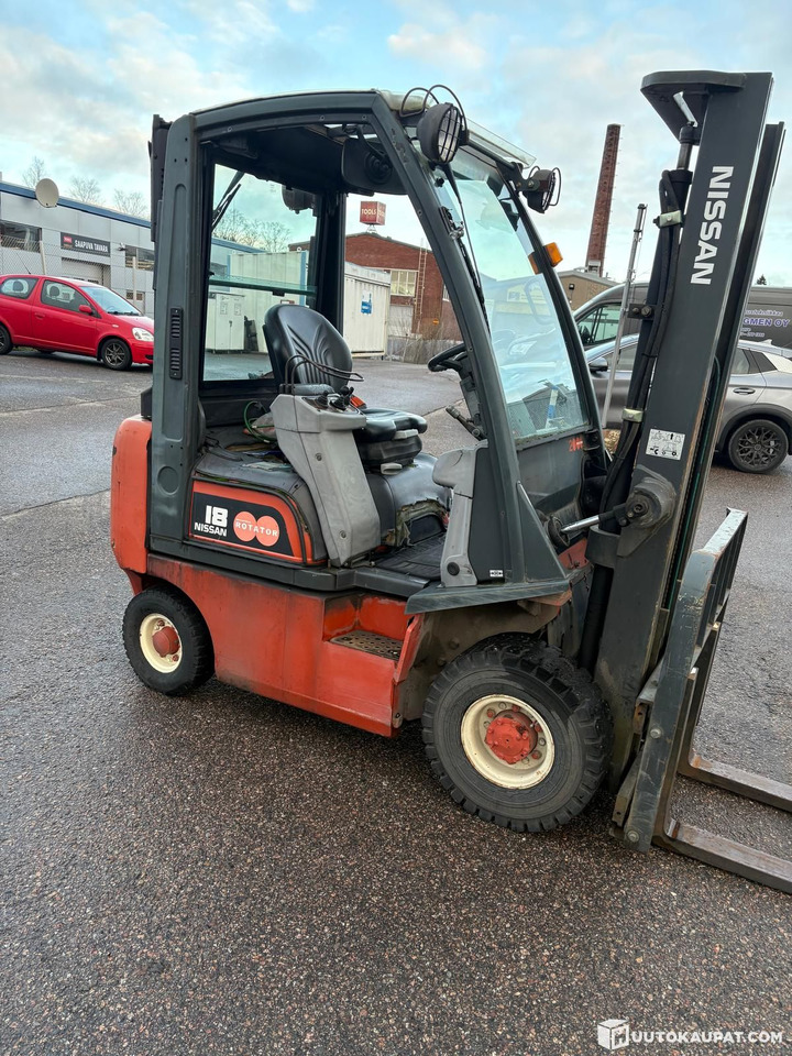 Nissan FD01A18Q, 2000 Forklift, Tampere - Diesel forklift: picture 2 Nissan FD01A18Q, 2000 Forklift, Tampere - Diesel forklift: picture 2