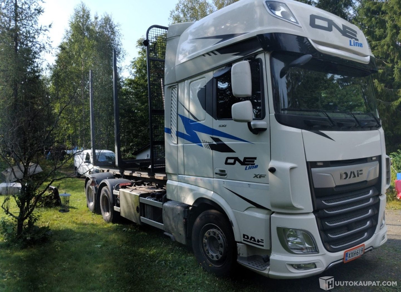 Daf XF 530, Koukkukuorma-auto tukkilavalla, 2020, Keitele - Truck: picture 3 Daf XF 530, Koukkukuorma-auto tukkilavalla, 2020, Keitele - Truck: picture 3